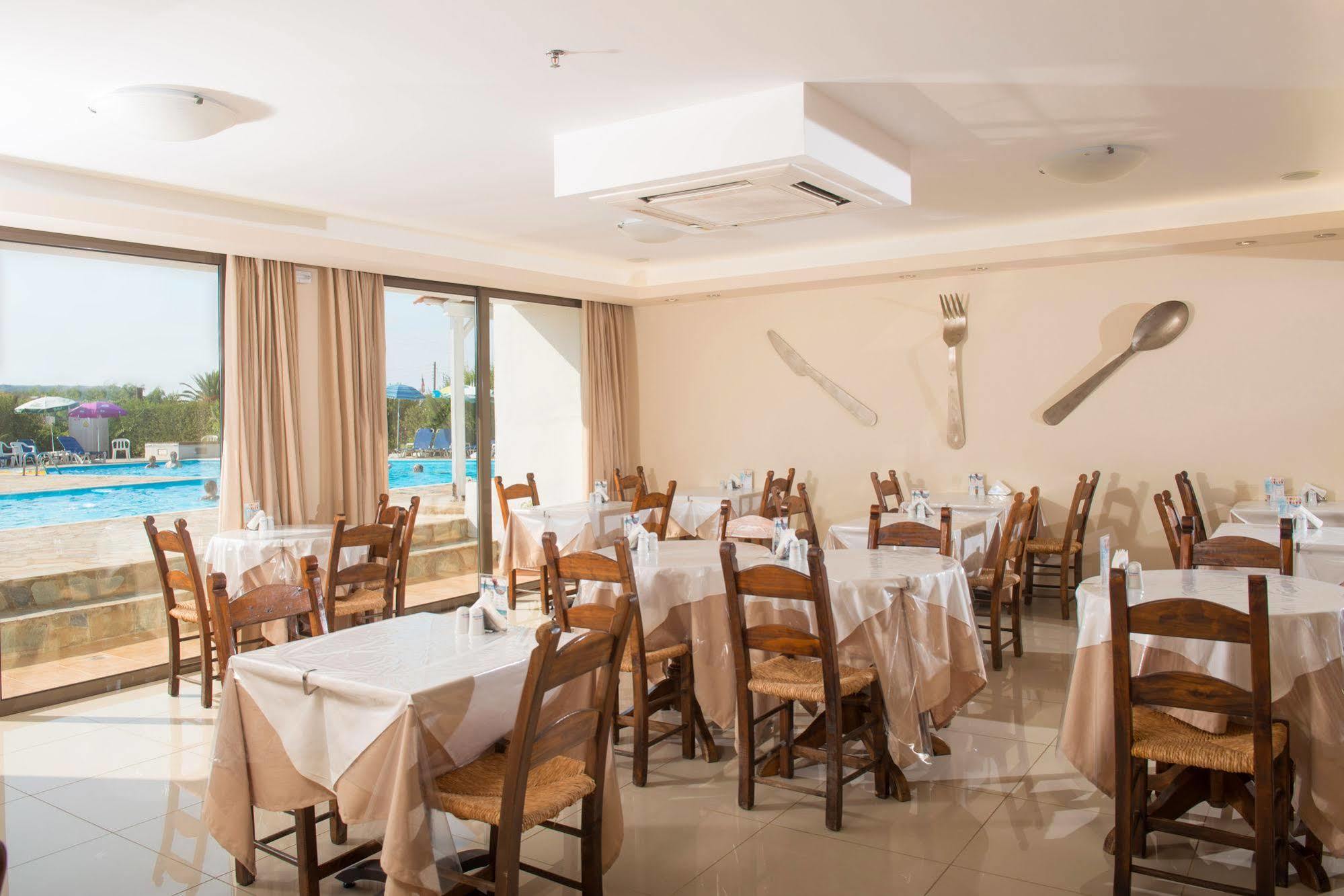 Oasis Beach Hotel - Adults Only Anissaras Bagian luar foto